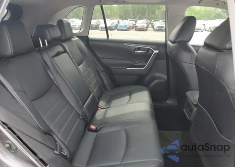 2022 Toyota Rav4 Xle Premium из США, поврежденный, VIN 2T3A1RFV7NC293473